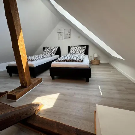 Grosse Helle Maisonette Im Zentrum * カッセル