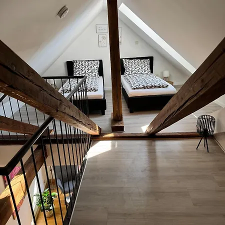 公寓 Grosse Helle Maisonette Im Zentrum