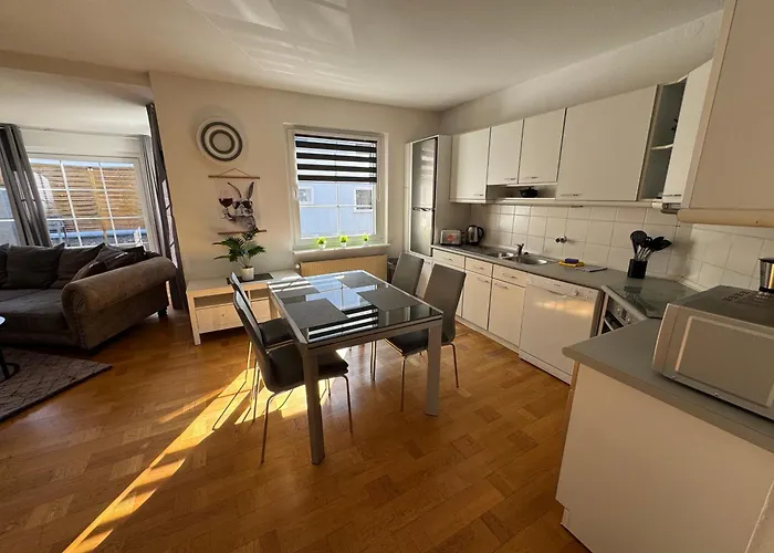 Grosse Helle Maisonette Im Zentrum * Kassel