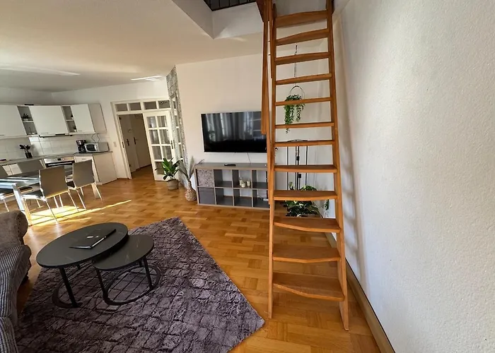 Grosse Helle Maisonette Im Zentrum Apartment